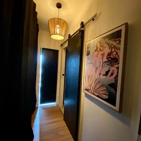 דירה Schlafen Ueber Der Whiskybar רודסהיים אם ריין