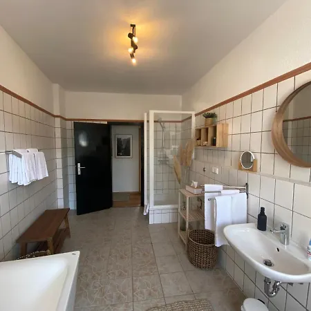 Schlafen Ueber Der Whiskybar Rüdesheim am Rhein