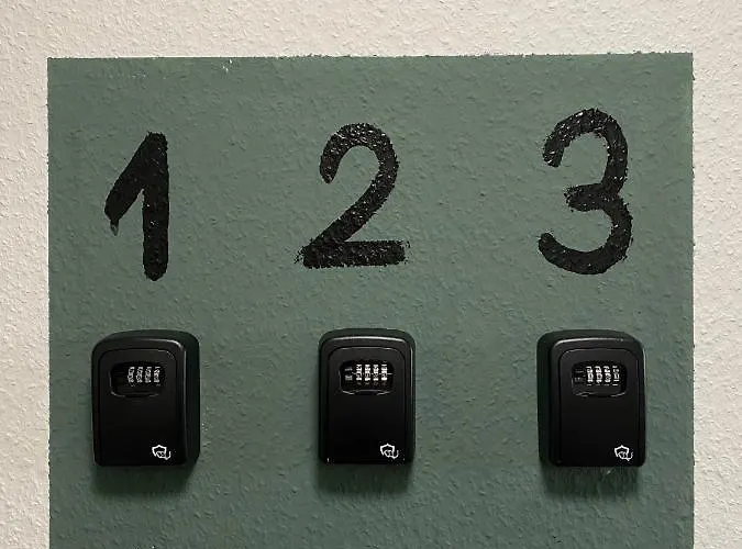 公寓 Schlafen Ueber Der Whiskybar 吕德斯海姆