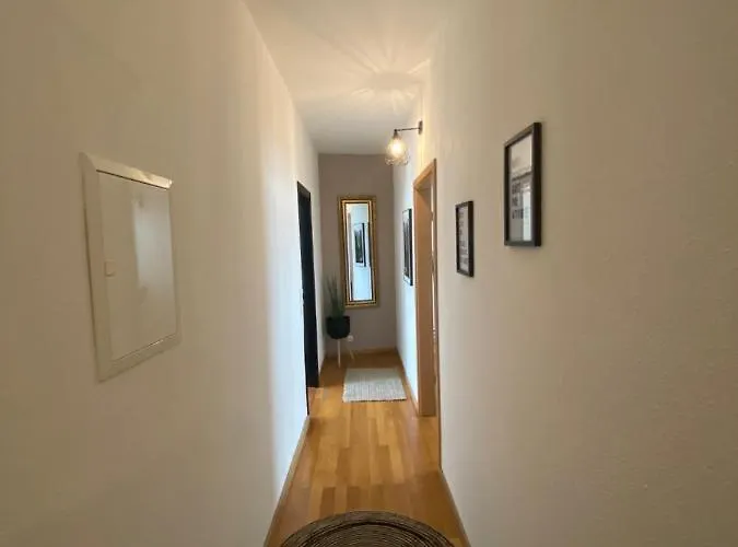 Schlafen Ueber Der Whiskybar 吕德斯海姆