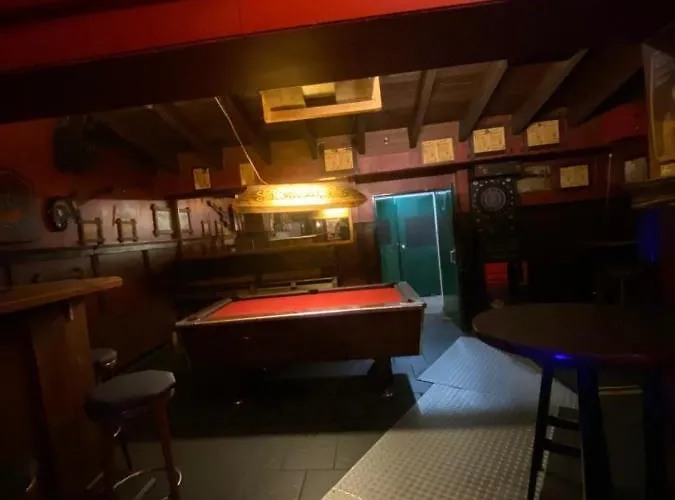 Schlafen Ueber Der Whiskybar 公寓 吕德斯海姆