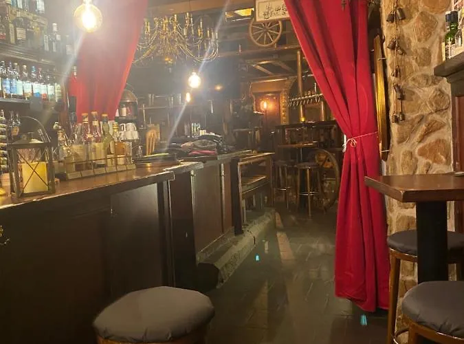 Schlafen Ueber Der Whiskybar 公寓